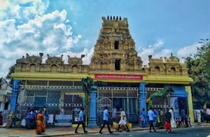 muppandal esakki amman temple history tamil