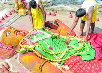 மயானக் கொள்ளை திருவிழா