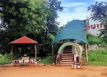 அருள்மலை முருகன் கோவில், தோரணவாவி