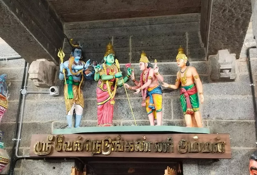 sikkal-singaravelan-temple-velnedunkanni-amman