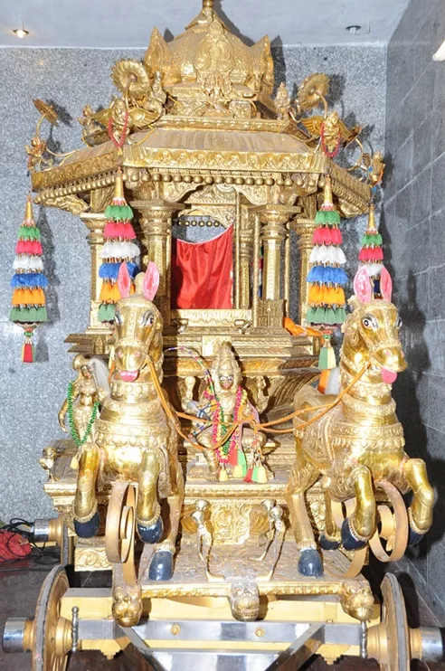 salem-kottai-mariamman-temple-golden-chariot