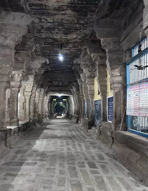 thirukokarnam-gokarneswarar-temple-mandapam
